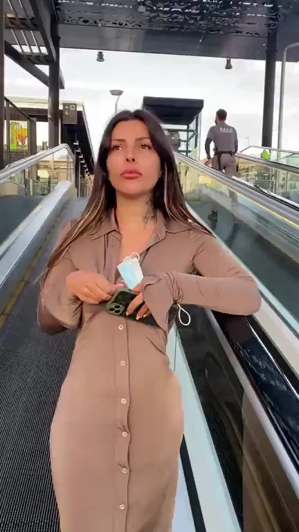 No Fucks Given on the Escalator 😈🔥