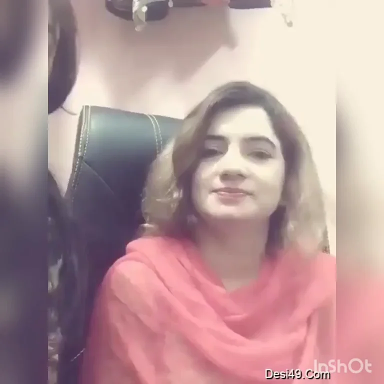 friend sex with girlfriend(Link in comment)