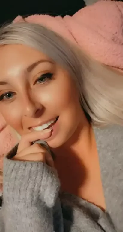 😏 Smiling Tease & Juicy Titty Drop Just for You 🍒💦