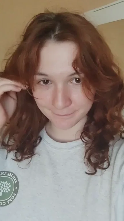 [GIF] Hello, I'm here to brighten your day