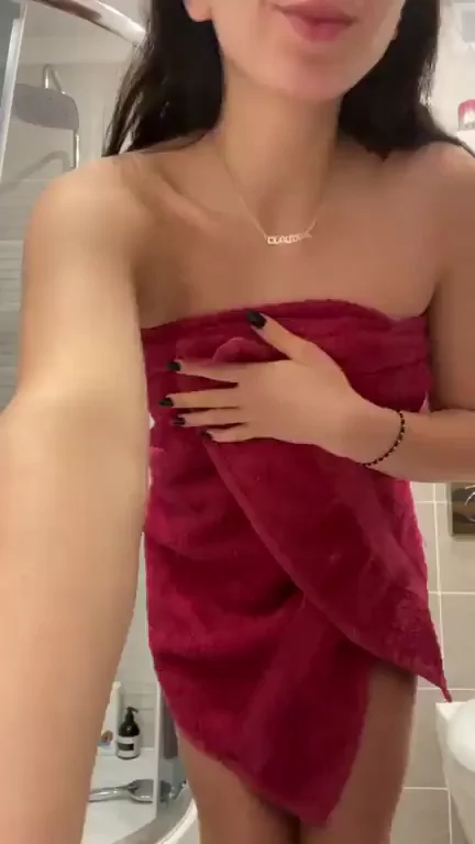 Wanna Pound This Juicy Teen Ass? 🍑💦