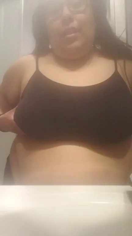 BBW Babe's Massive Titty Drop Tease 💦🍈🍈
