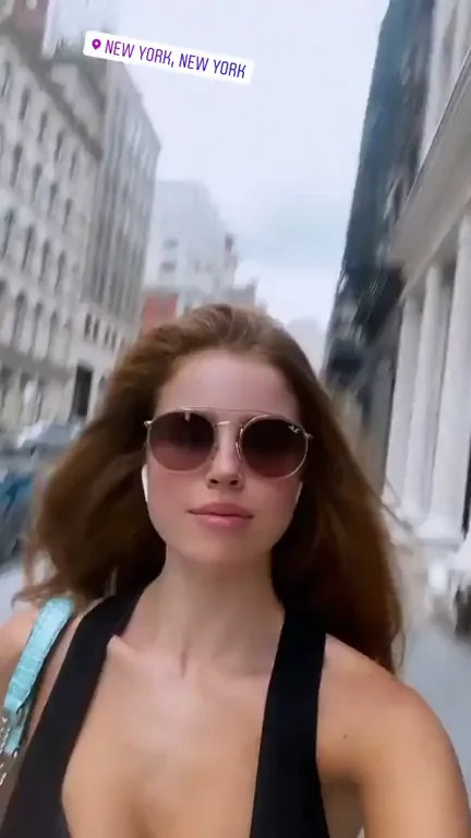 Emily Deyt-Aysage's Juicy Cleavage Tease in NYC 😍🍈🍈