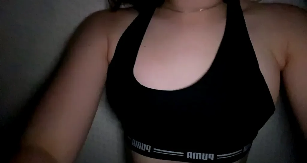 Am I Your Kinda Naughty Teen Slut? 🔥🍑