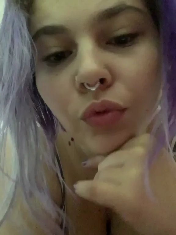 Jiggly Tits Tease: Too Much Bounce? 😍💦