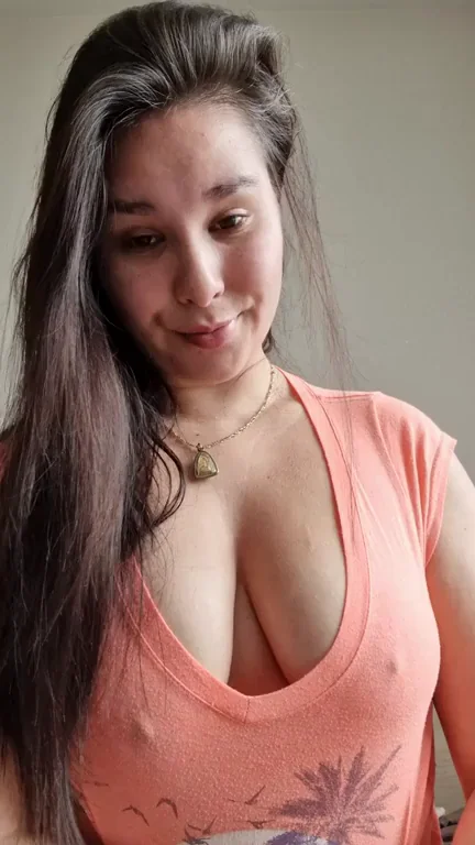 Morning Titty Tease 😍 Hope You Love My Big Jugs! 💦