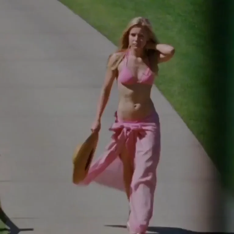 🔥 Kristen Bell's Sizzling Celeb Plot Tease from Forgetting Sarah Marshall, CHiPS, House of Lies & Burlesque 😈
