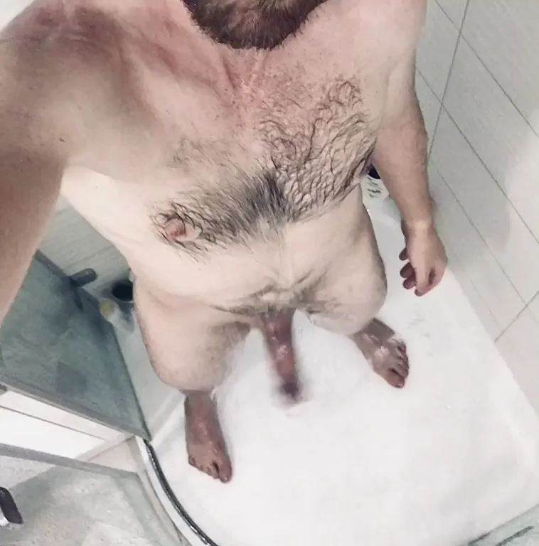 🫧 Thick Dick Dude Needs Shower Help? 🍆💦