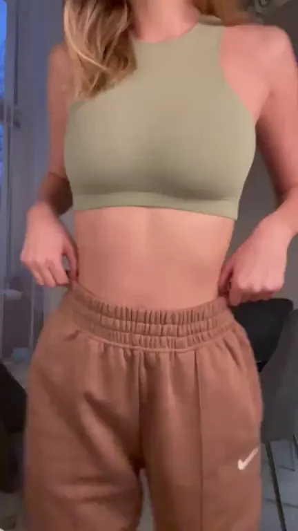 Perky Big Tits Tease & Juicy Ass Bend Over 🍑💦