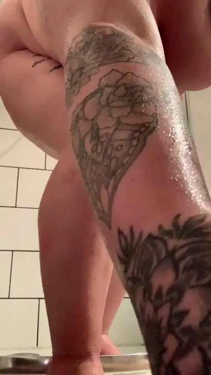Thick BBW Babe's Steamy Hump Day Shower Tease