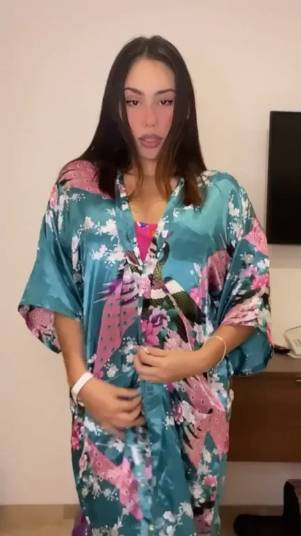 Would You Pound This Mexican-Japanese Petite Slut? 🔥🍑