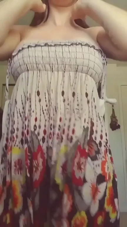 Slow-Mo GIF Tease: Busty Babe Drops Her Top 😈🍒