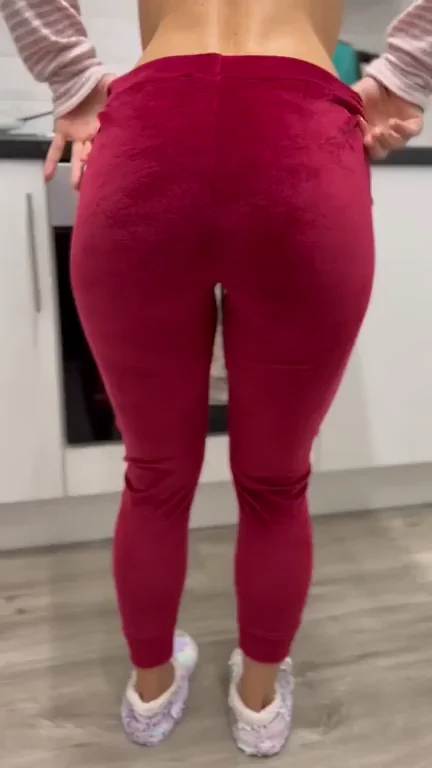 End Your Dry Spell: Breed This Juicy Ass 🍑💦 No Pull Out!