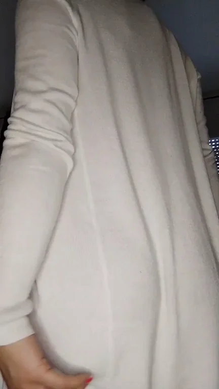 I enjoy teasing you with my ass