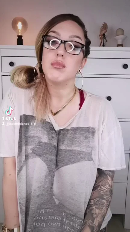 ?Sucking on my titties ?