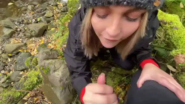Thrilling First-Time Public Footpath Head 😈👅🌿 [GIF]