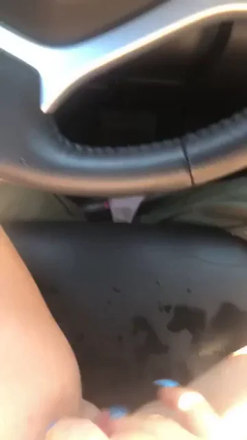 So horny I had to pull over and play with my pussy [gif]