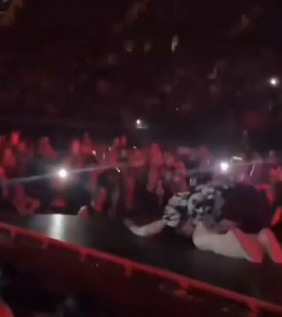 Billie Eilish's Juicy Booty Twerking from Behind 🍑🔥