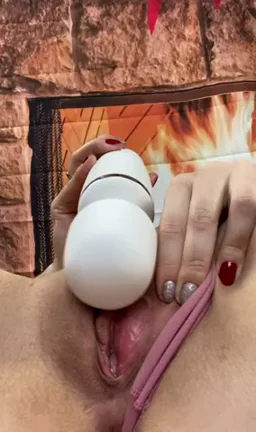 Your stepmom's pussy pulsating on orgasm