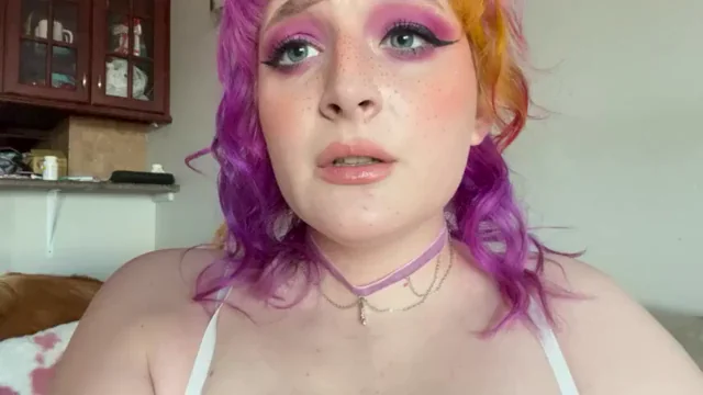 Violetbabyxx00's Sloppy Neon Spitfest Makeout Tease