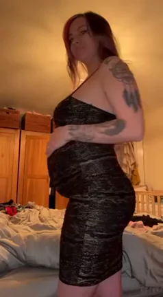 Obsessed with My Pregnant Curves 💦🤰🔥