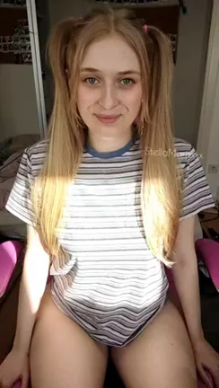 Bubblegum Bimbo in Onesie: Why Public Chewing Ends in Slutty Tease