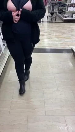 🛒 Boxing Day Boob Flash in Busy Store 😈