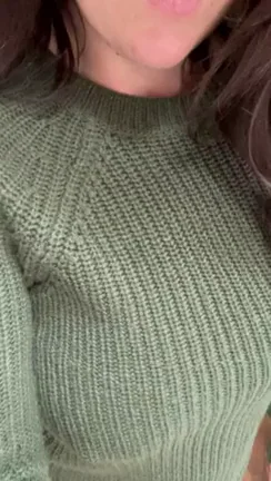 😏 Tight Thong Pulled Aside, MILF's Wet Pussy Grinning Wide 🩲💦