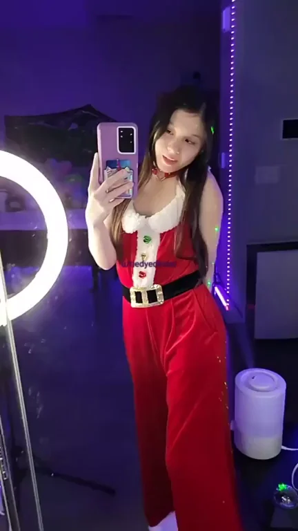 your 5ft 97lbs late gift