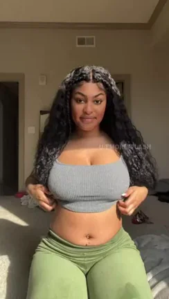 Drop a load on my tits ?
