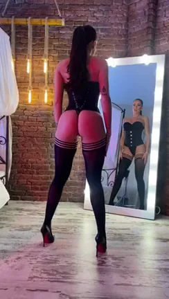 There's nothing sexier than girls in stockings :)