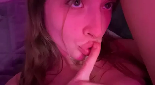 I won't tell anyone if you give my pussy a few licks 🤭