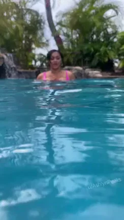 Underwater Bikini Peel-Off 💦👙🔥
