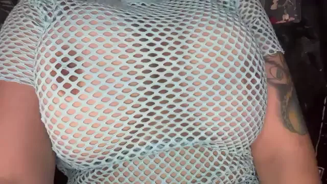 Big Titty E-Girl Serving Up Her Massive Jugs 🕹️💦