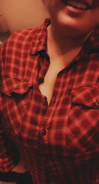 🍾 Bounce My Massive Tits into the New Year! 🥳