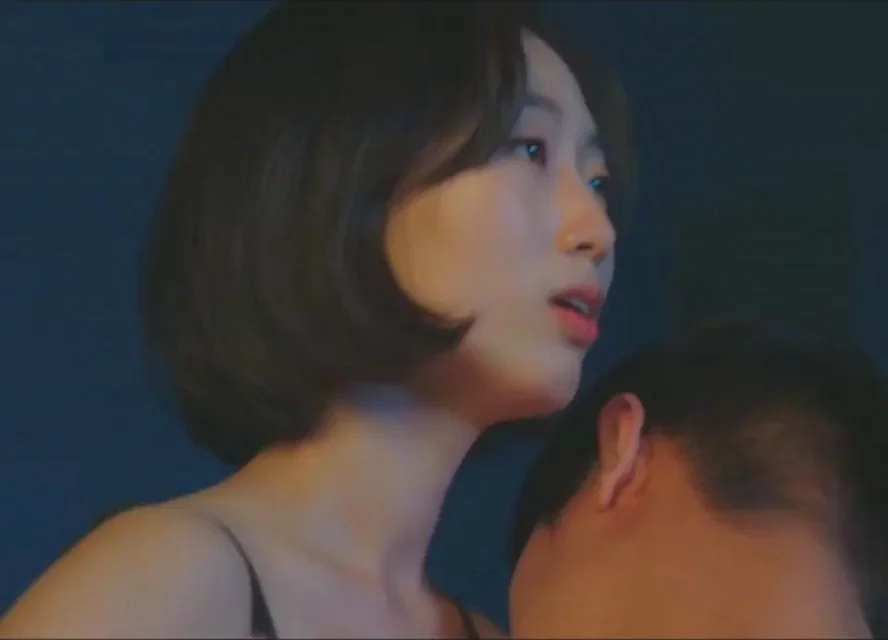 Lee Da-sol's 'Hit the Spot' S01E01: Oiled Up Tease & Thigh Grind