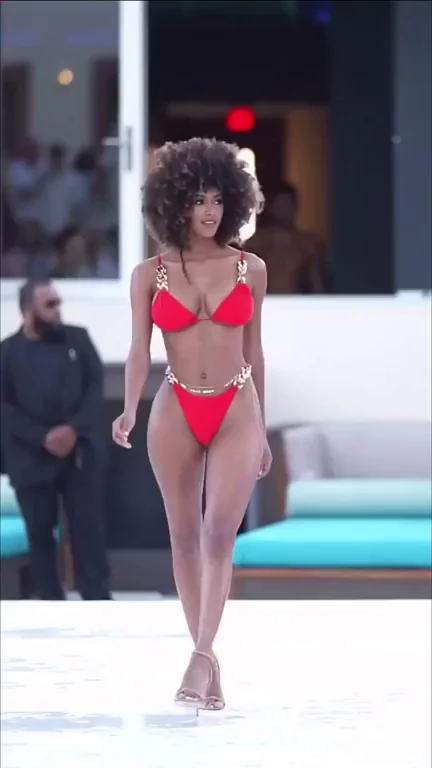 Briana Smith (IG @brianaans)