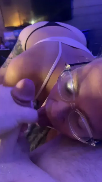 Cum on my glasses