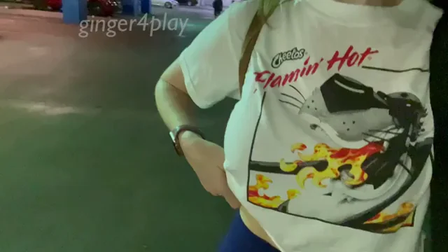 Hotel Checkout Flash: Tits Out for Eternal Memory!