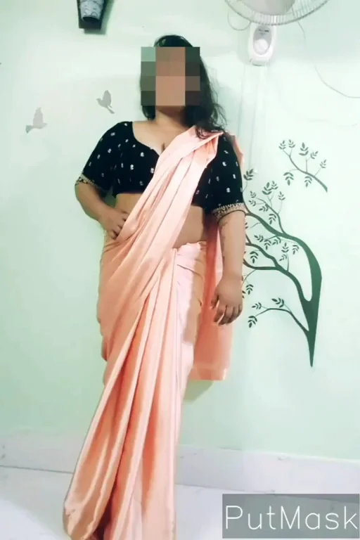 Unwrapping Desi Saree Slut's Massive Tits Tease