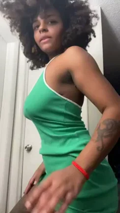 No Panties Under This Tight Green Dress 😈🍑 Twerk Tease