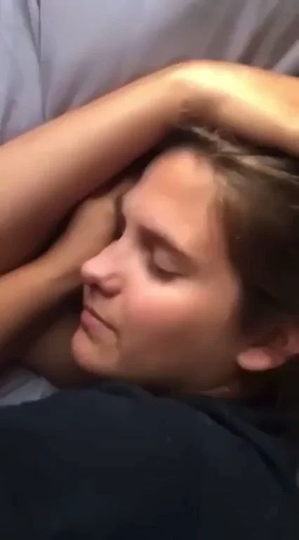 Cute amateur takes the facial of a lifetime