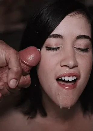 Ecstatic Cumslut Gets Her Facial Gift Smothered In