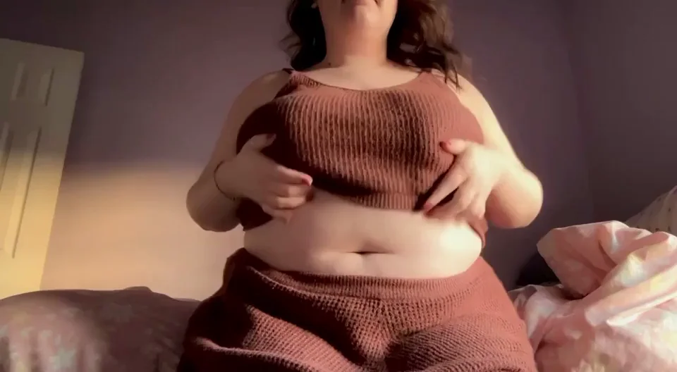 New Year's Eve Titty Drop: Plush Pajama Babe Unleashes Massive Jugs!