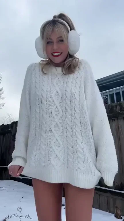 hoping the neighbours don't see me being cheeky in the snow
