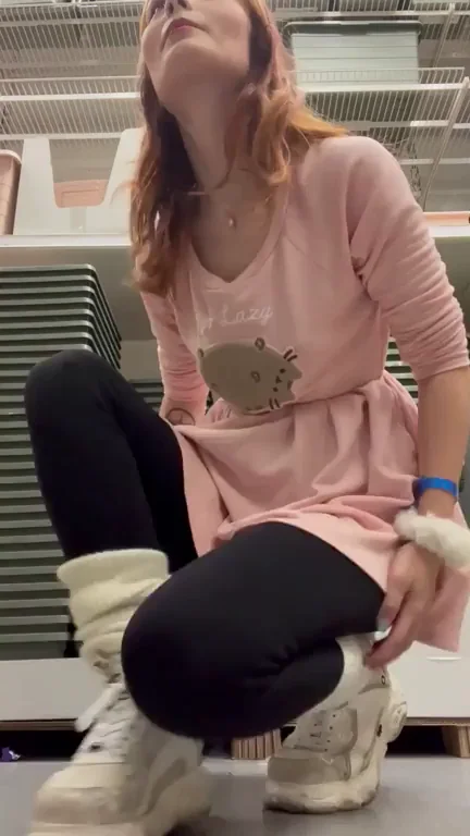 🛒 Slutty Redhead Flashes Tits in IKEA Aisle 😈