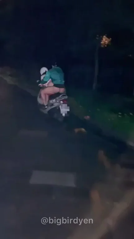 A Breezy Bike Ride at Night in Taiwan