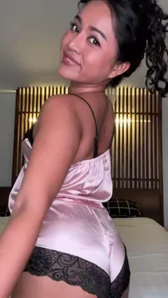 Please tell me when youre about to cum.. i'll wrap my legs around you so you cant escape and creampie me