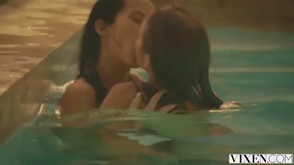 Riley Reid & Megan Rain's Steamy Poolside Threesome Slutfest