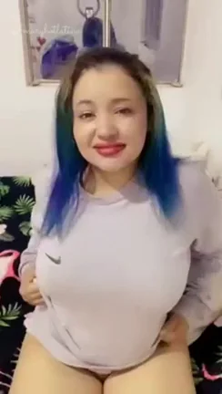 Thick Latina MILF Teases Her Juicy Pussy Waiting for You